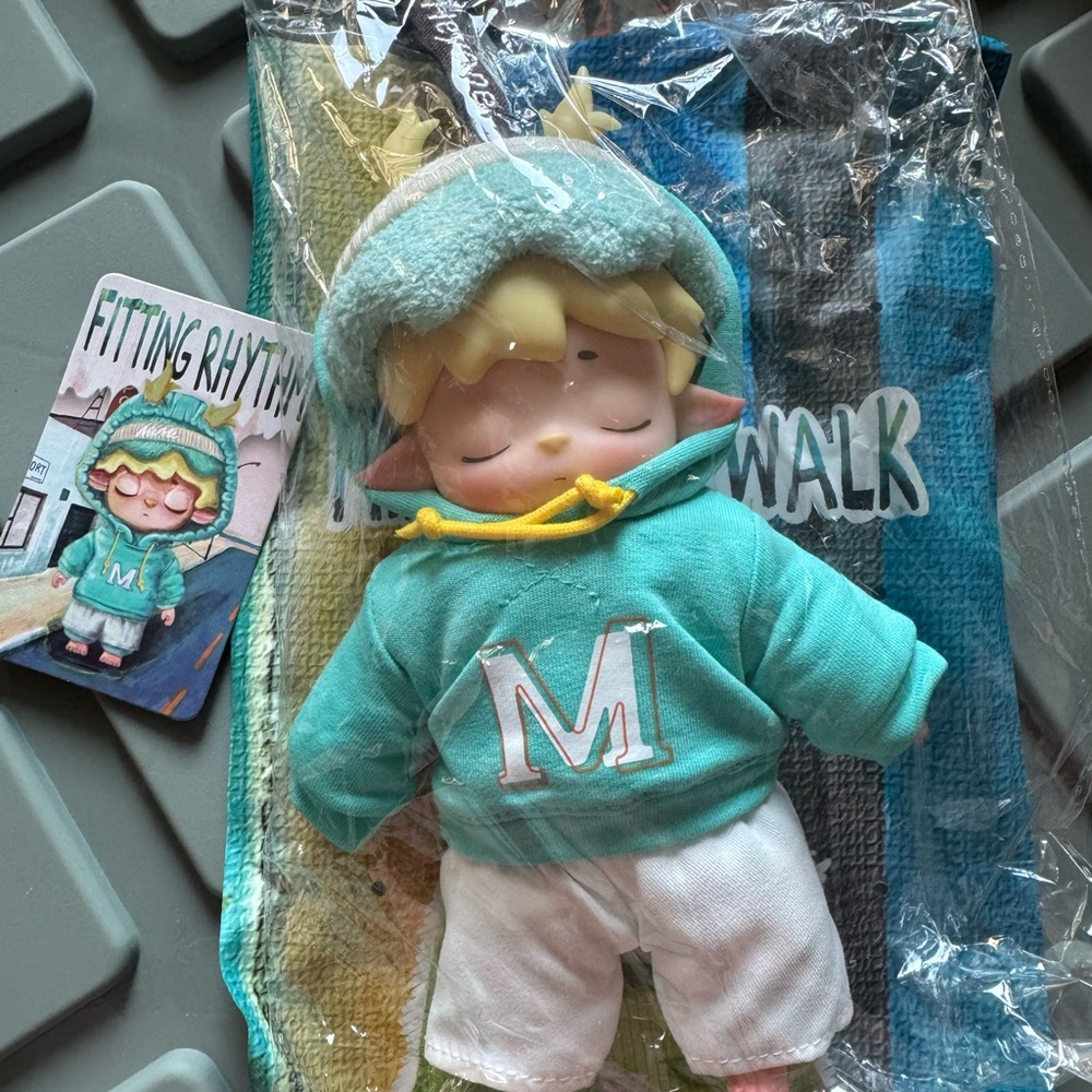 Mimi's City Walk Blind Bag